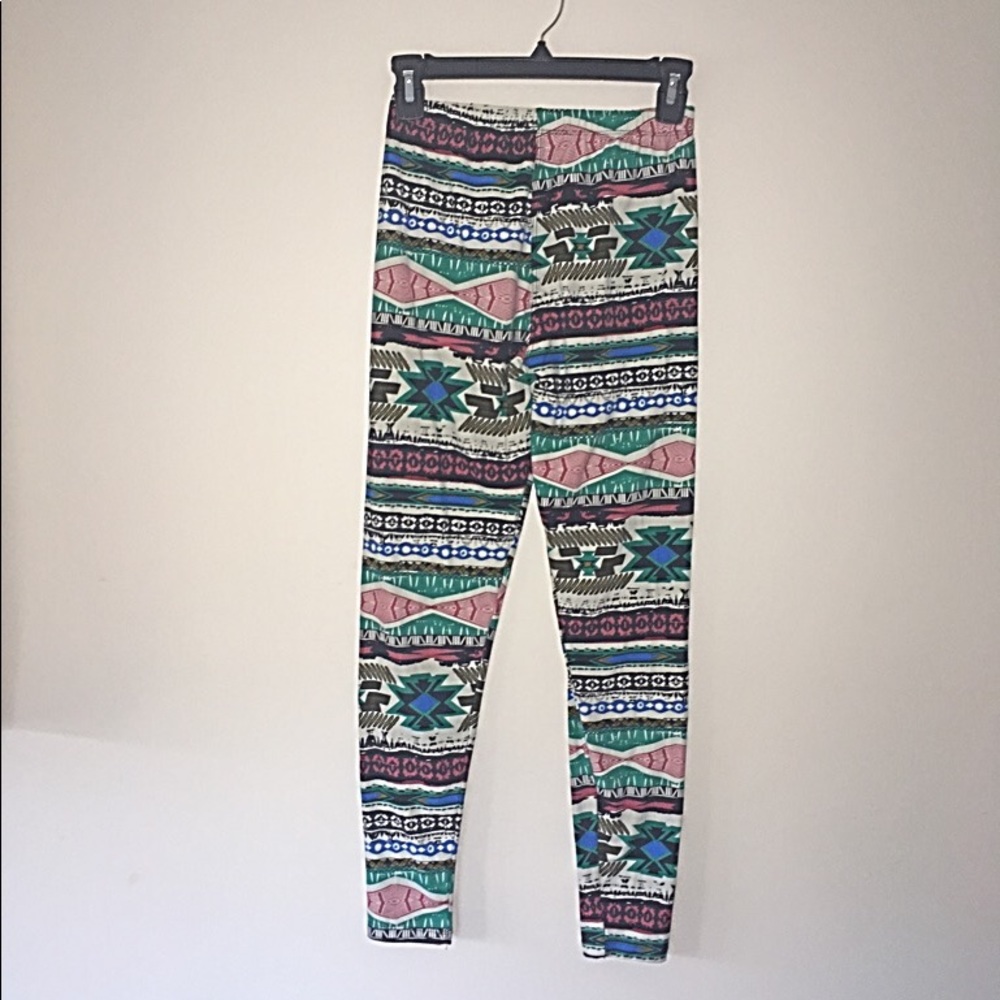 Always Aztec Tribal Design Leggings One Size - Picture 2 of 8